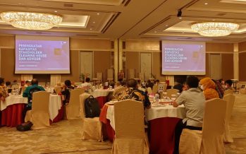 Mengikuti Sosialisasi Tingkatkan Kapasitas Stakeholder Clearing House dan Advisor untuk Mitigasi Risiko Permasalahan PBJ